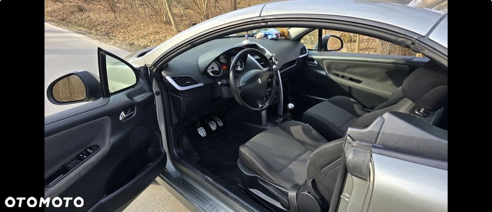 Peugeot 207 CC 1.6 Intense - 5