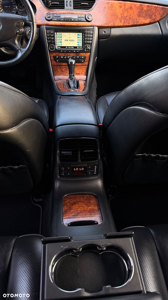Mercedes-Benz CLS 500 - 33