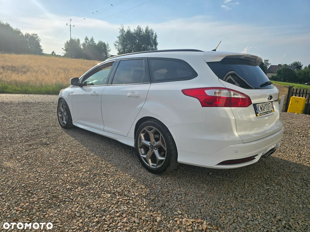 Ford Focus 2.0 EcoBoost ST - 4