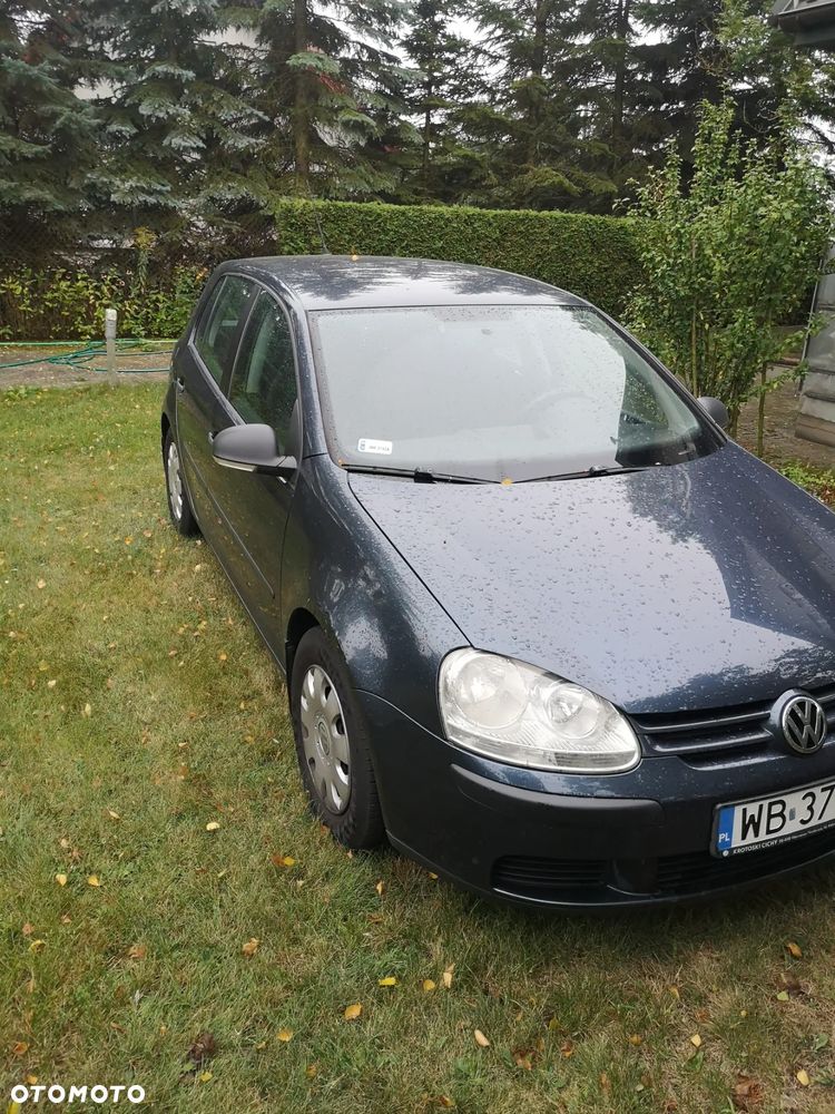 Volkswagen Golf V 1.9 TDI Comfortline - 2