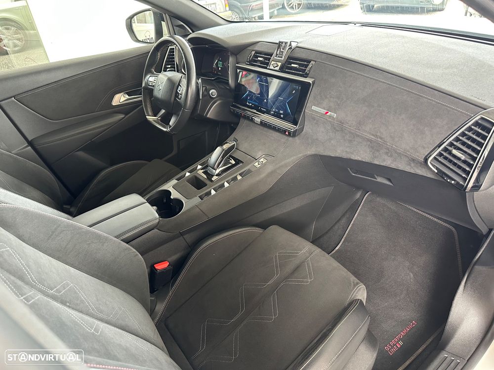 DS DS7 Crossback E-Tense Performance Line EAT8 - 6