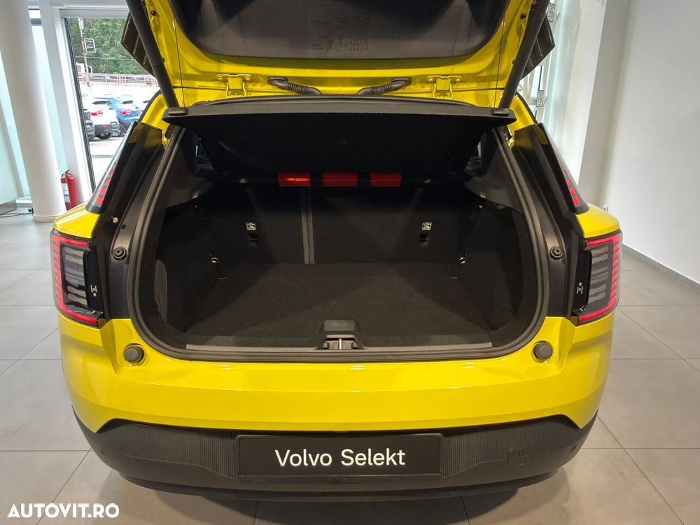 Volvo EX30 Single Motor Plus - 11