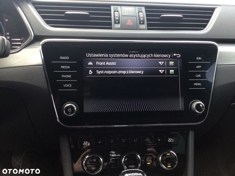 Skoda Superb 2.0 TDI SCR Style DSG - 13