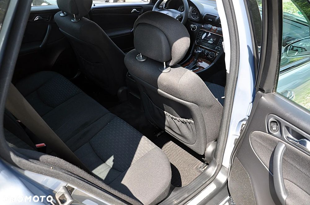 Mercedes-Benz Klasa C 200 Kompressor Automatik Elegance - 28