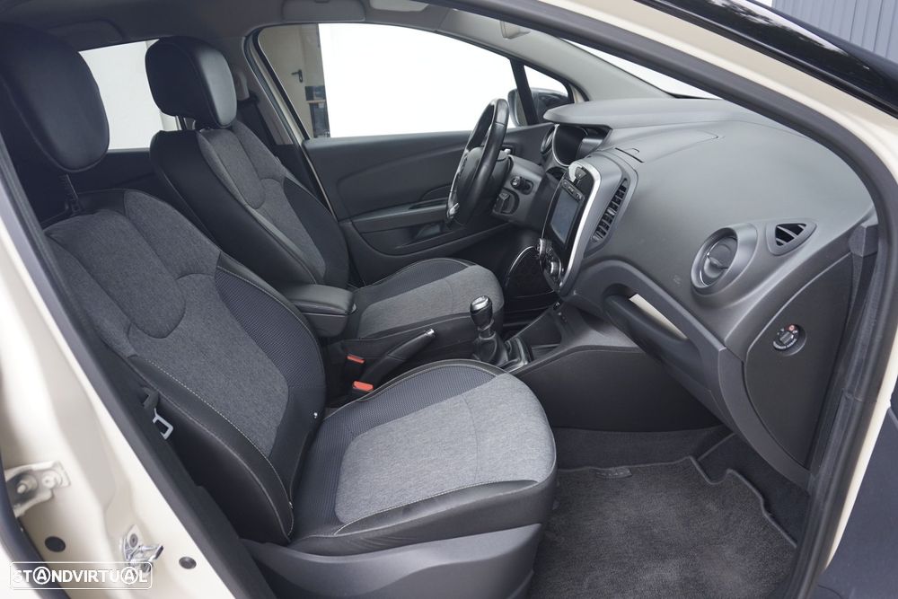 Renault Captur 1.2 TCe Exclusive - 8