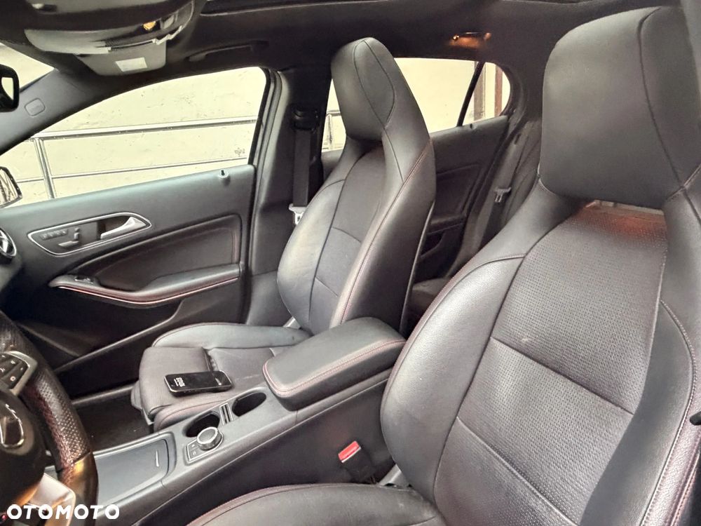 Mercedes-Benz GLA 200 (CDI) d 4Matic 7G-DCT AMG Line - 6