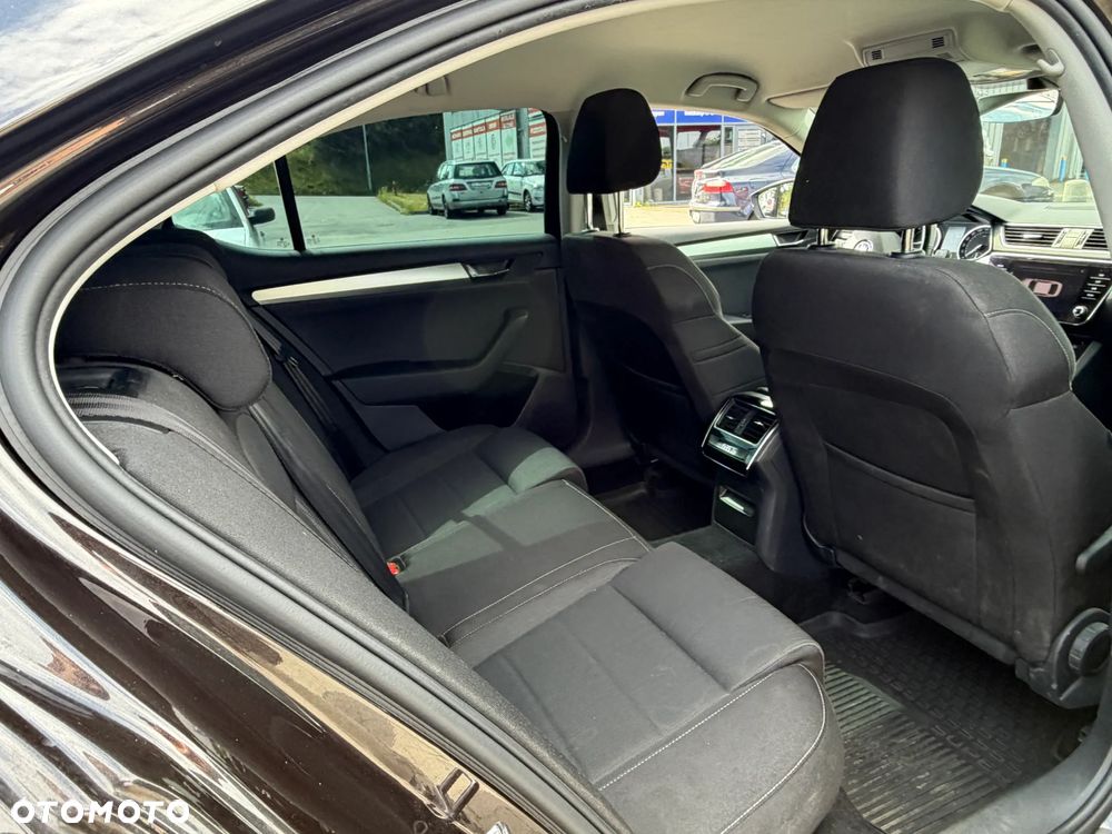Skoda Superb 1.5 TSI ACT Ambition - 23