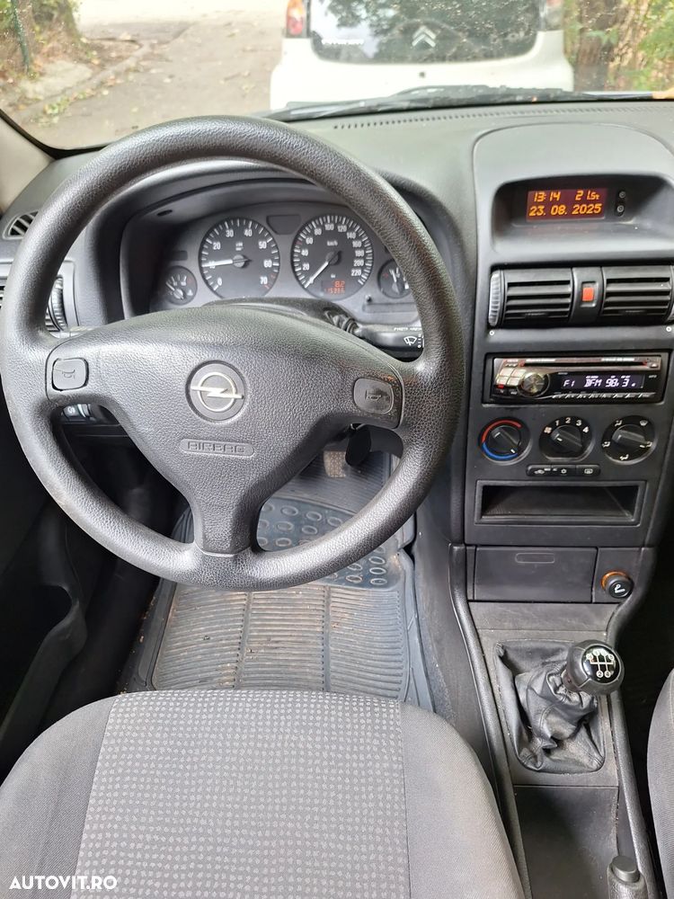 Opel Astra Classic 1.4i - 5
