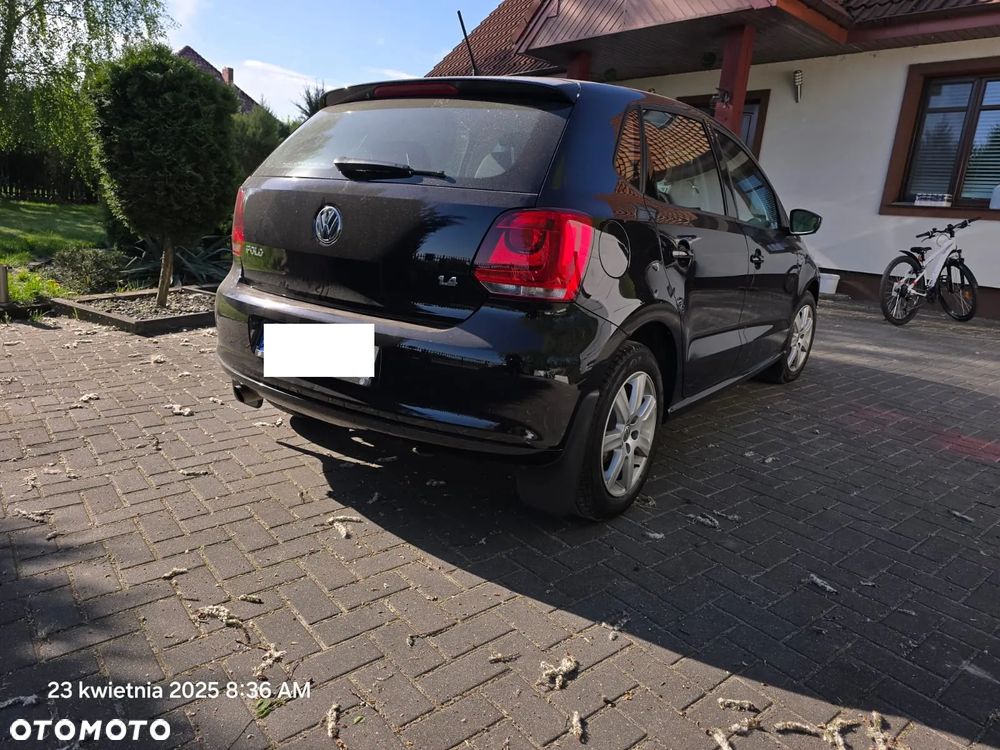 Volkswagen Polo 1.4 FSI Trendline - 2