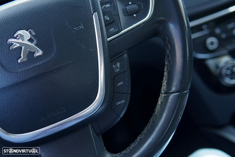 Peugeot 508 2.0 HDi Hybrid4 2-Tronic - 28