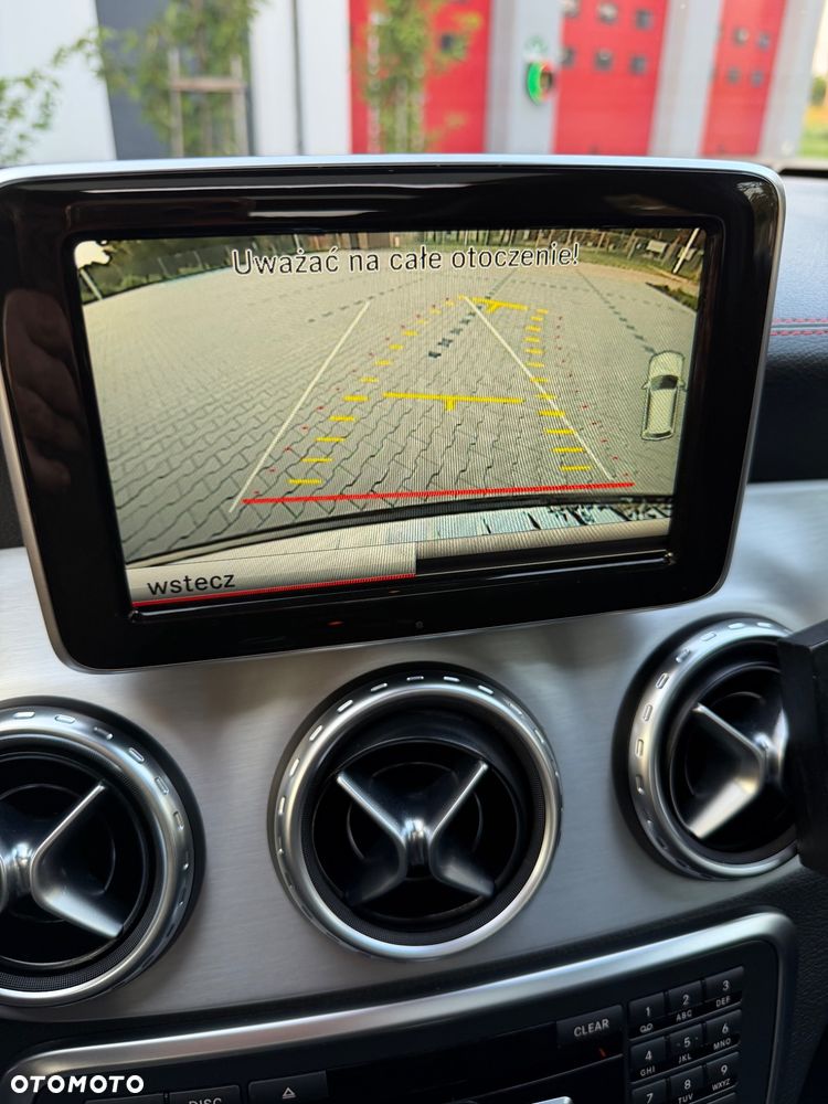 Mercedes-Benz GLA 250 4Matic 7G-DCT AMG Line - 34