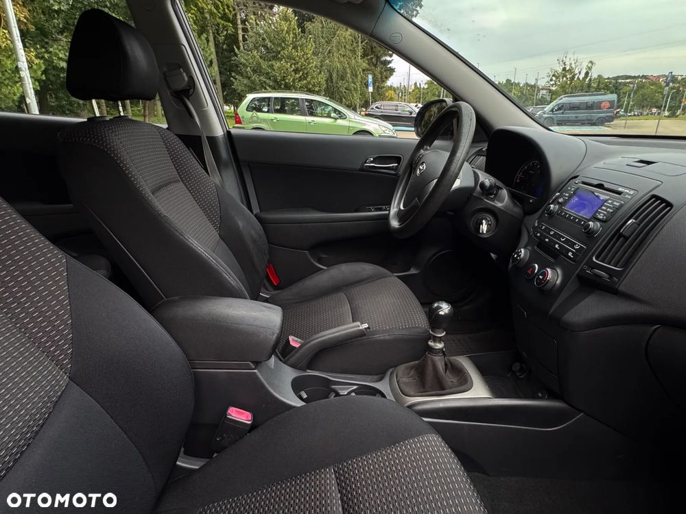 Hyundai i30 1.6 Classic - 13