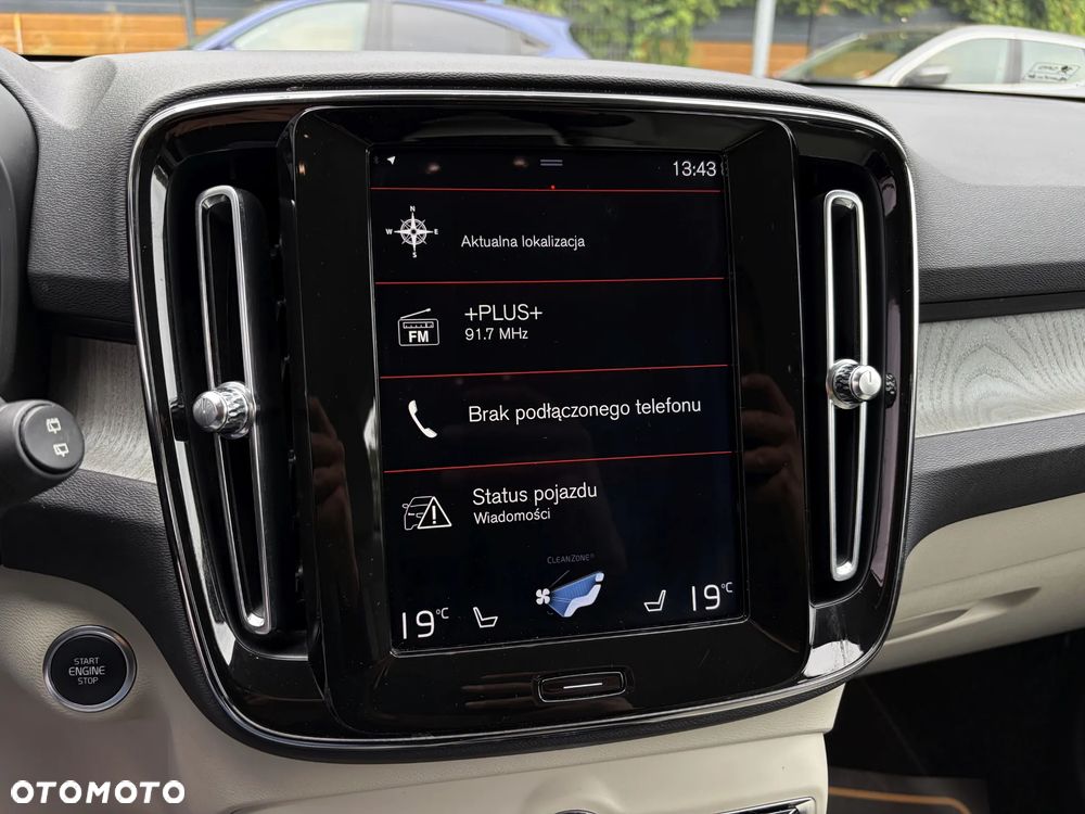 Volvo XC 40 D4 AWD Inscription - 25