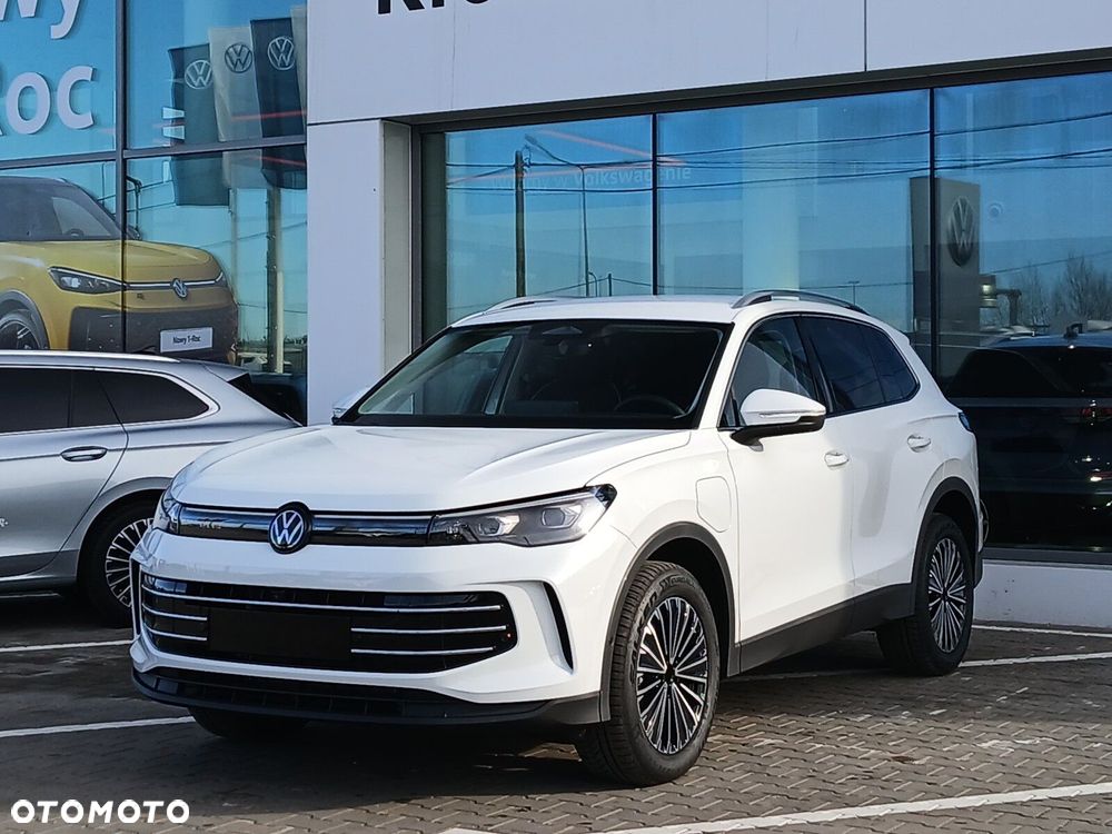 Volkswagen Tiguan - 3