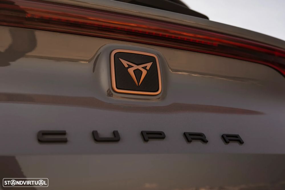 Cupra Leon ST 1.4 e-Hybrid VZ DSG - 32