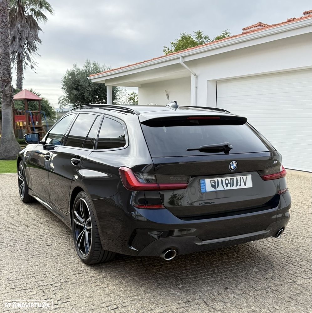 BMW 320 e Pack Desportivo M Auto - 18