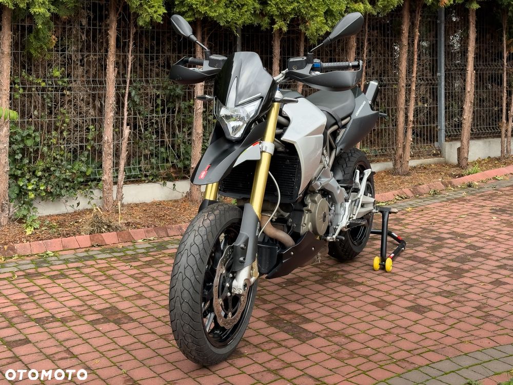 Aprilia Dorsoduro - 12