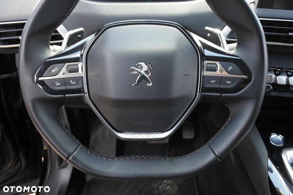 Peugeot 5008 PureTech 130 EAT8 Stop & Start Allure Pack - 21