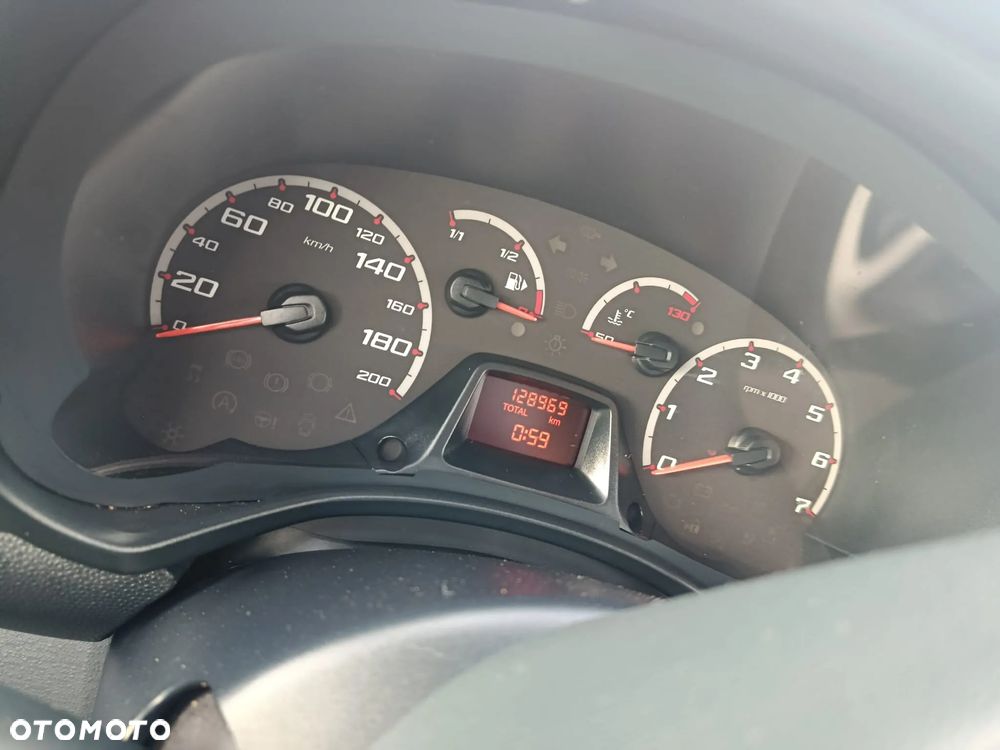 Ford KA 1.2 Digital - 15