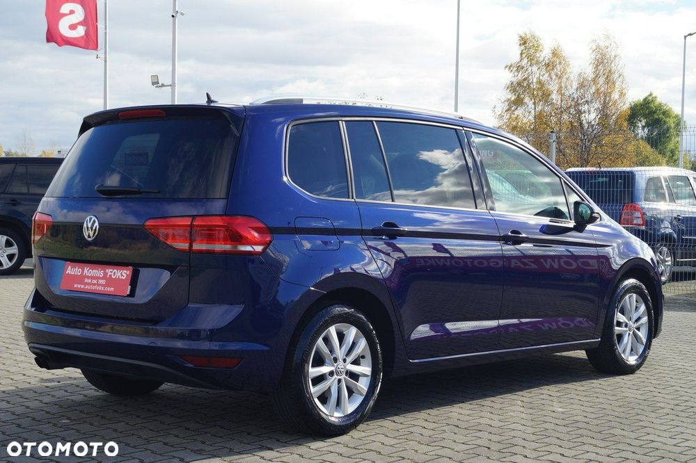 Volkswagen Touran - 9