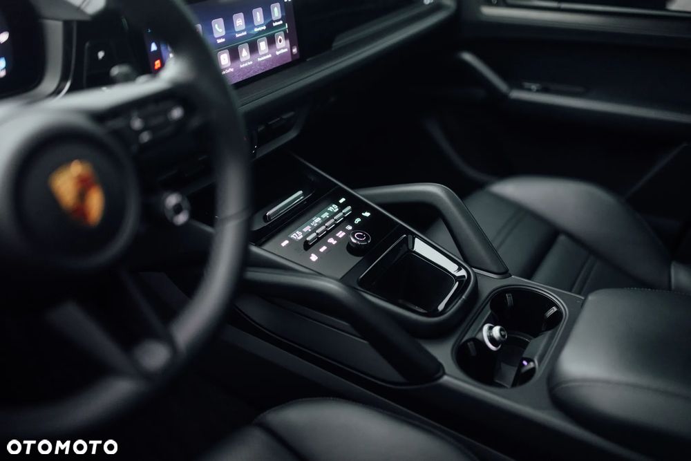 Porsche Cayenne E-Hybrid - 19