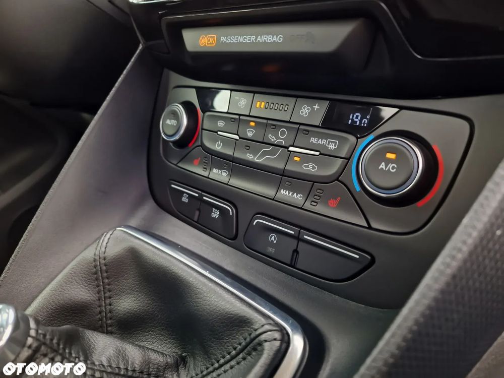 Ford Tourneo Connect 1.5 EcoBlue Titanium - 11