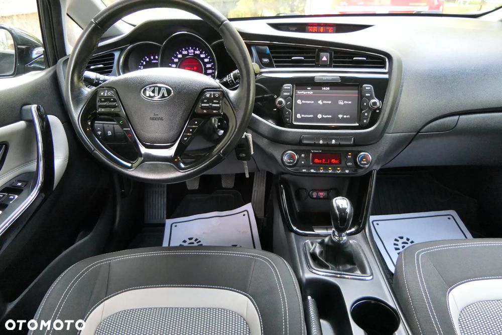 Kia Ceed 1.6 CRDi L - 2