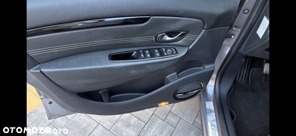 Renault Scenic TCe 130 Bose Edition - 12