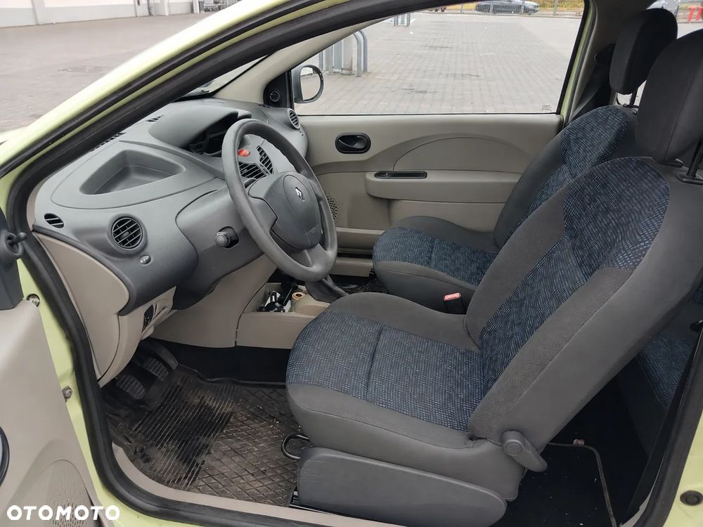 Renault Twingo 1.2 Authentique - 12