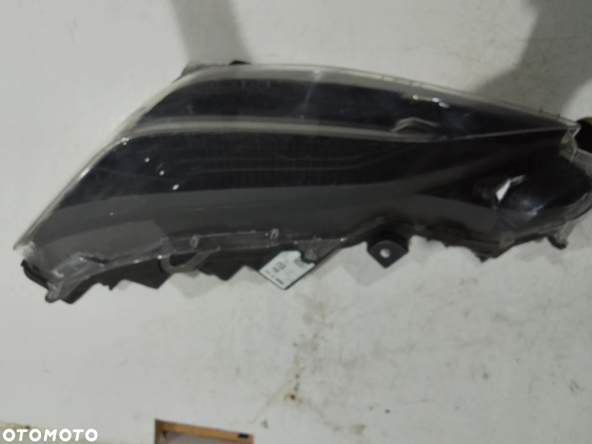 Toyota Yaris Cross 2021–2023 – Lampa Przednia Lewa LED - 4