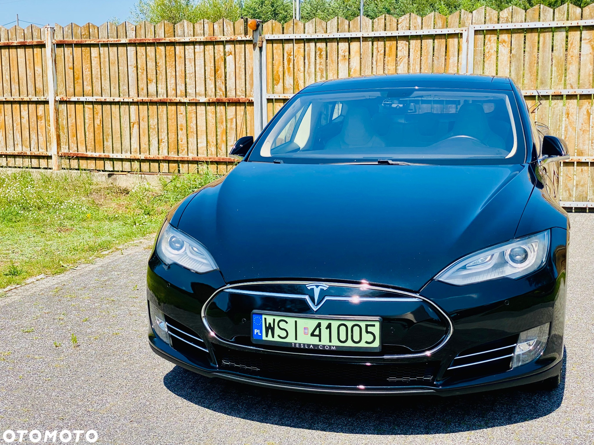 Tesla Model S Standard - 12