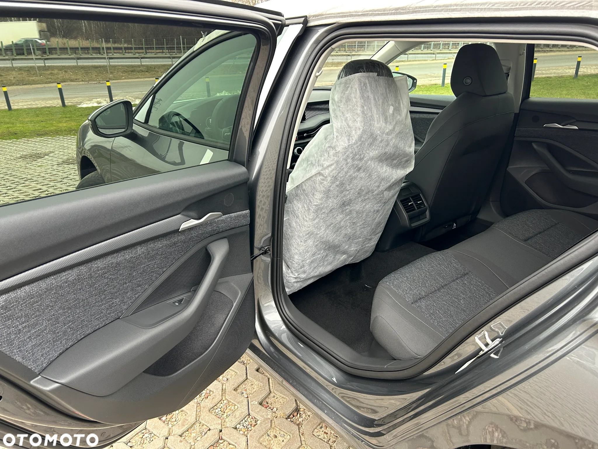 Skoda Superb 1.5 TSI mHEV Essence DSG - 9