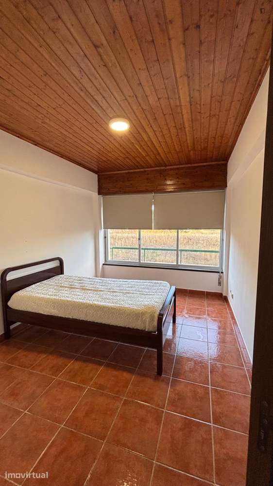 Quarto - localizado em Santarem - Grande imagem: 2/6