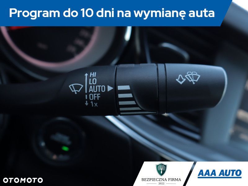 Opel Insignia - 20