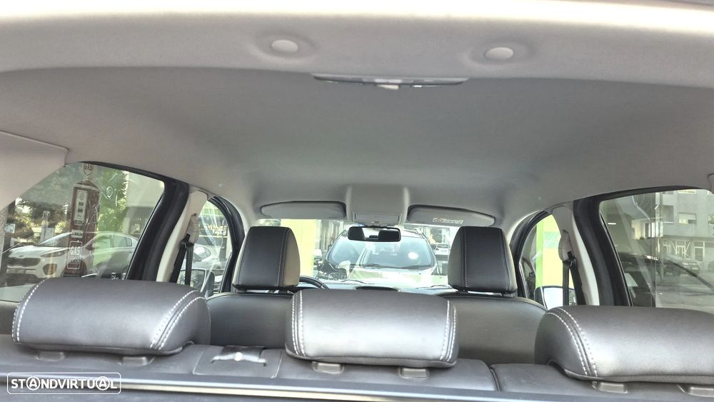 Ford EcoSport 1.0 EcoBoost Titanium - 18
