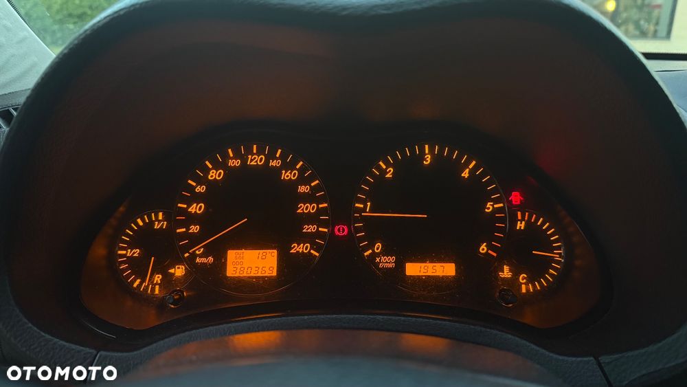 Toyota Avensis 2.0 D-4D Sol - 5