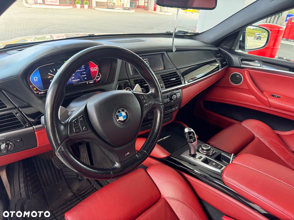 BMW X6M - 18