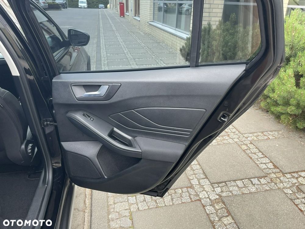Ford Focus - 26