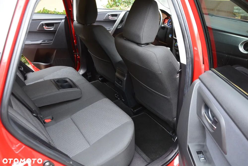 Toyota Auris 1.6 Valvematic Comfort - 22