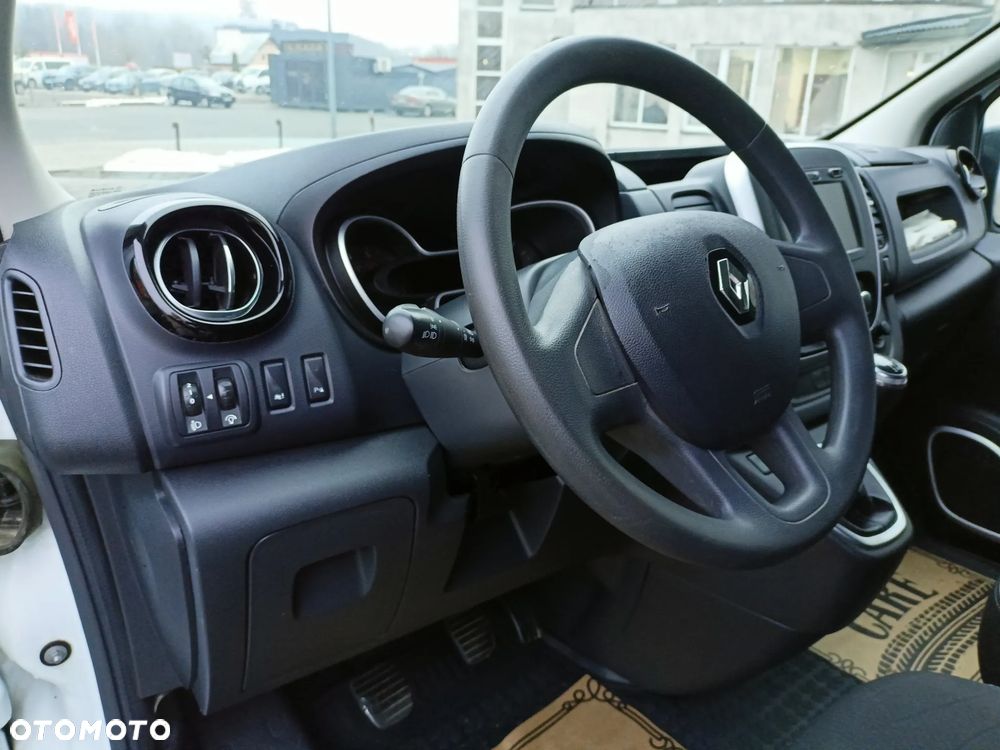 Renault Trafic - 10