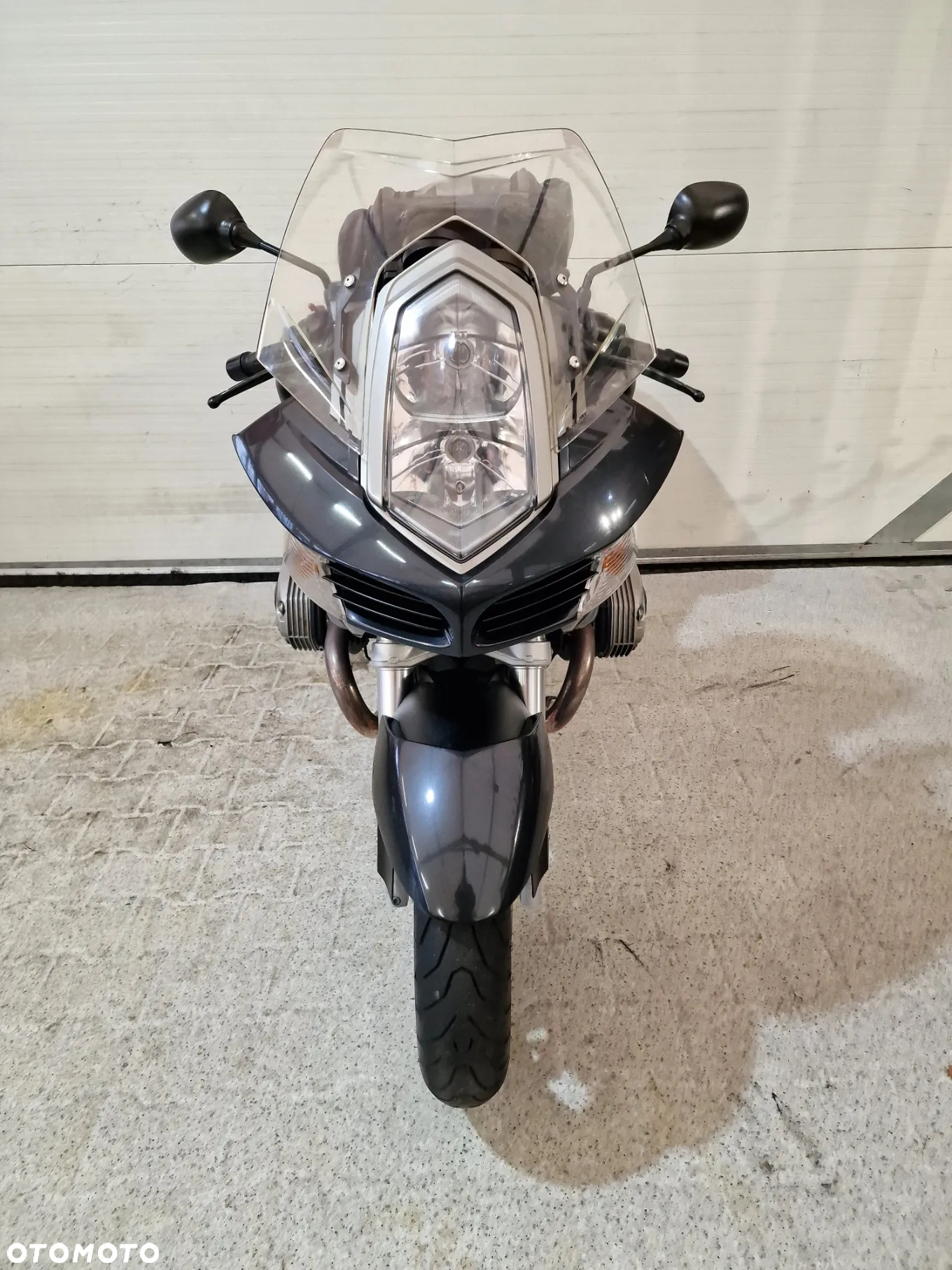 BMW R - 16