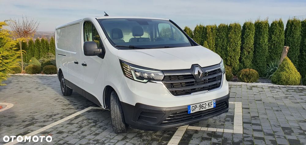 Renault Trafic - 2