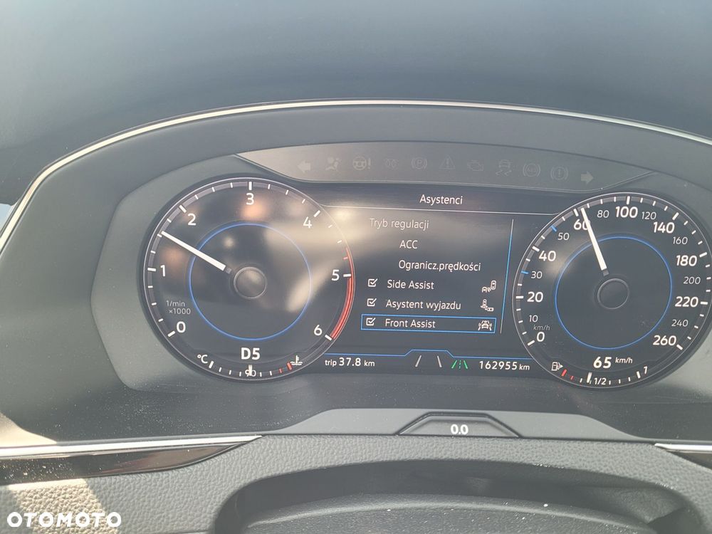 Volkswagen Passat 2.0 TDI BMT Highline DSG - 34