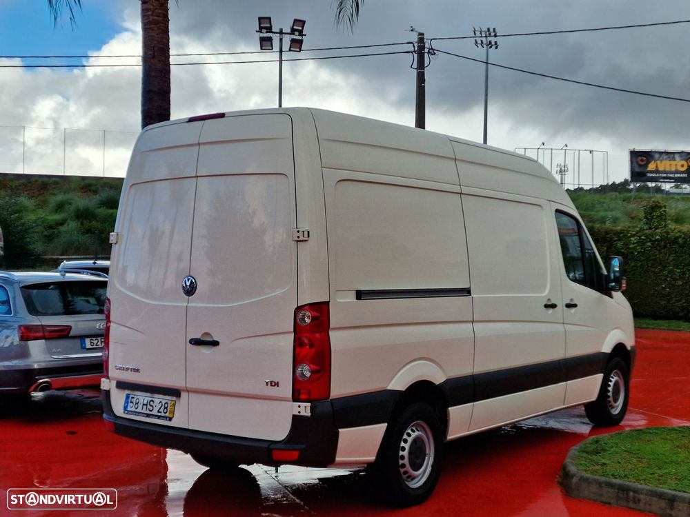 VW Crafter 35 2.5 TDi 136 Média - 4