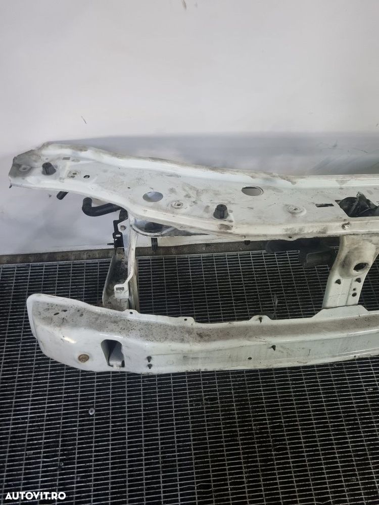 Trager Dacia Duster Facelift 1.2 TCE Benzina 2013 - 2018 1197CC Manuala (1384) Benzina - 2