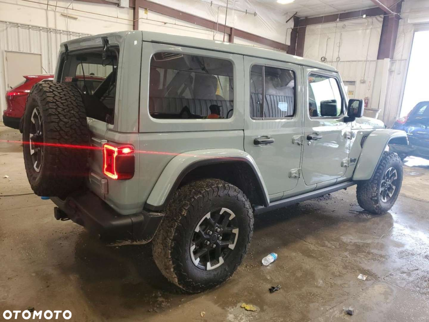 Jeep Wrangler - 4