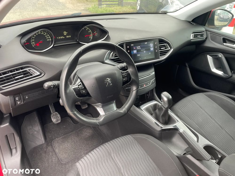 Peugeot 308 1.2 VTi/PureTech Active - 11