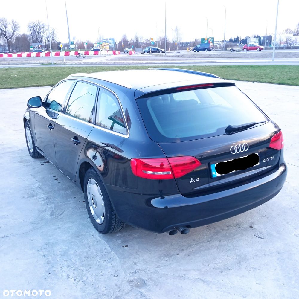 Audi A4 Avant 2.0 TDI DPF Attraction - 2