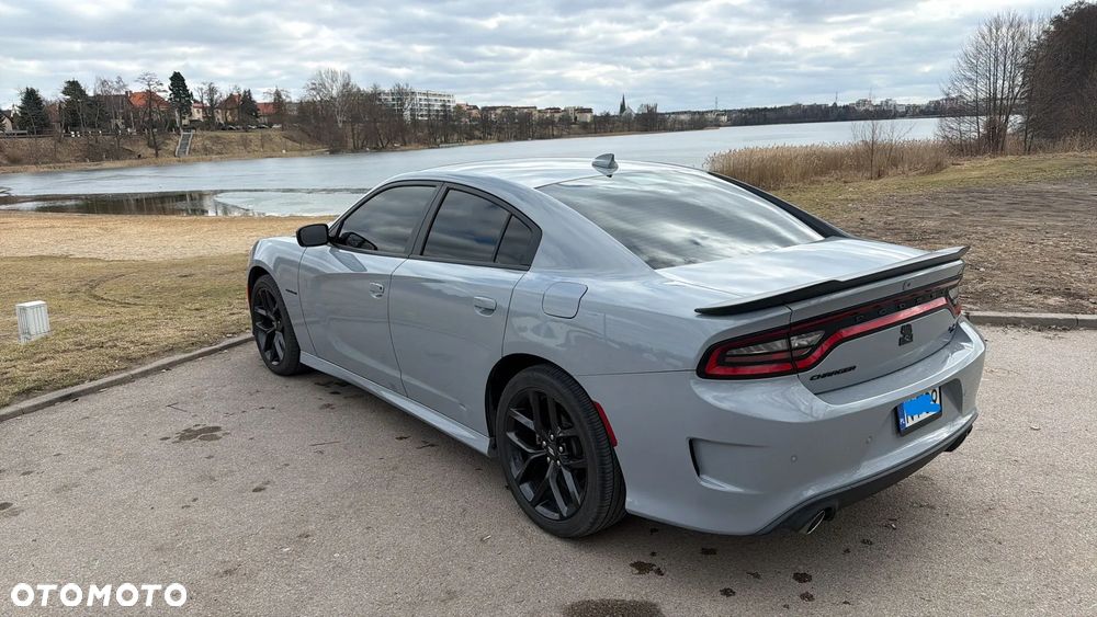 Dodge Charger 5.7 R/T - 5