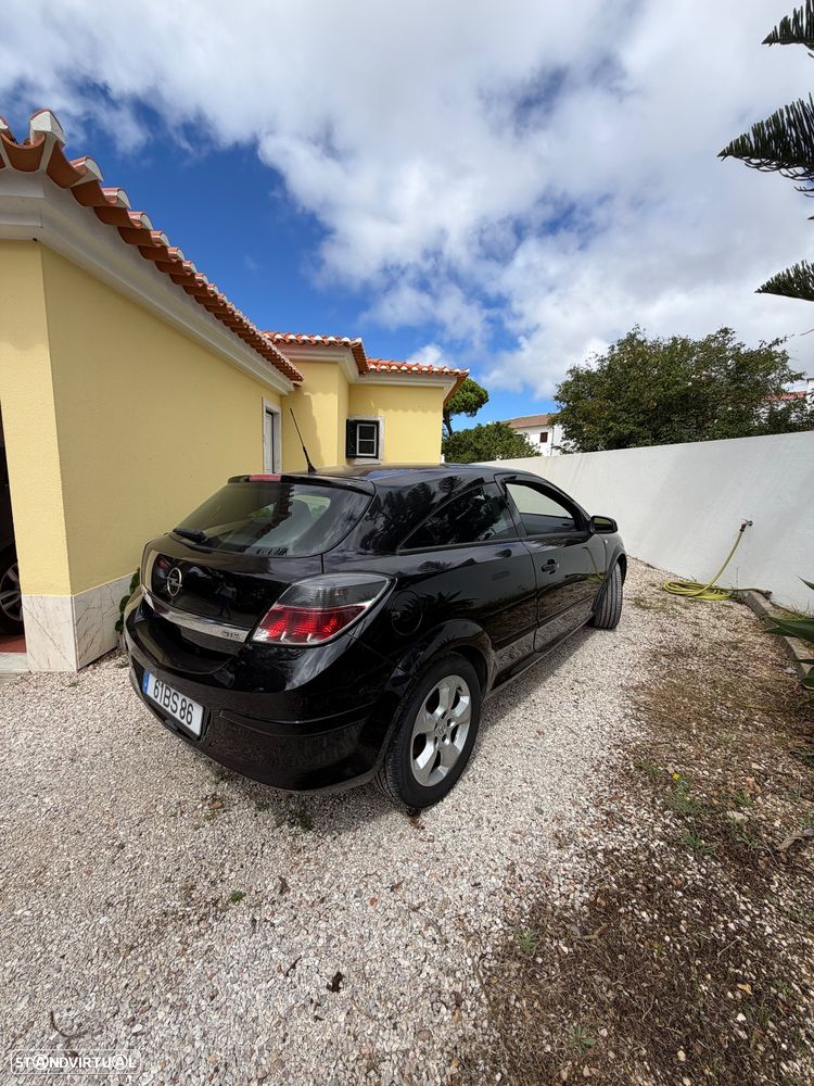 Opel Astra GTC 1.3 CDTi - 3
